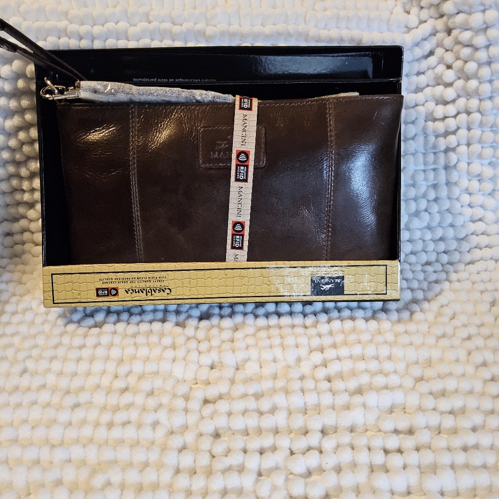 Mancini Wristlet